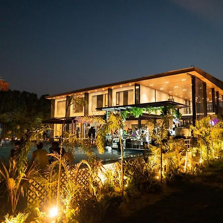 Vintclub Resort Lucknow Esterno foto