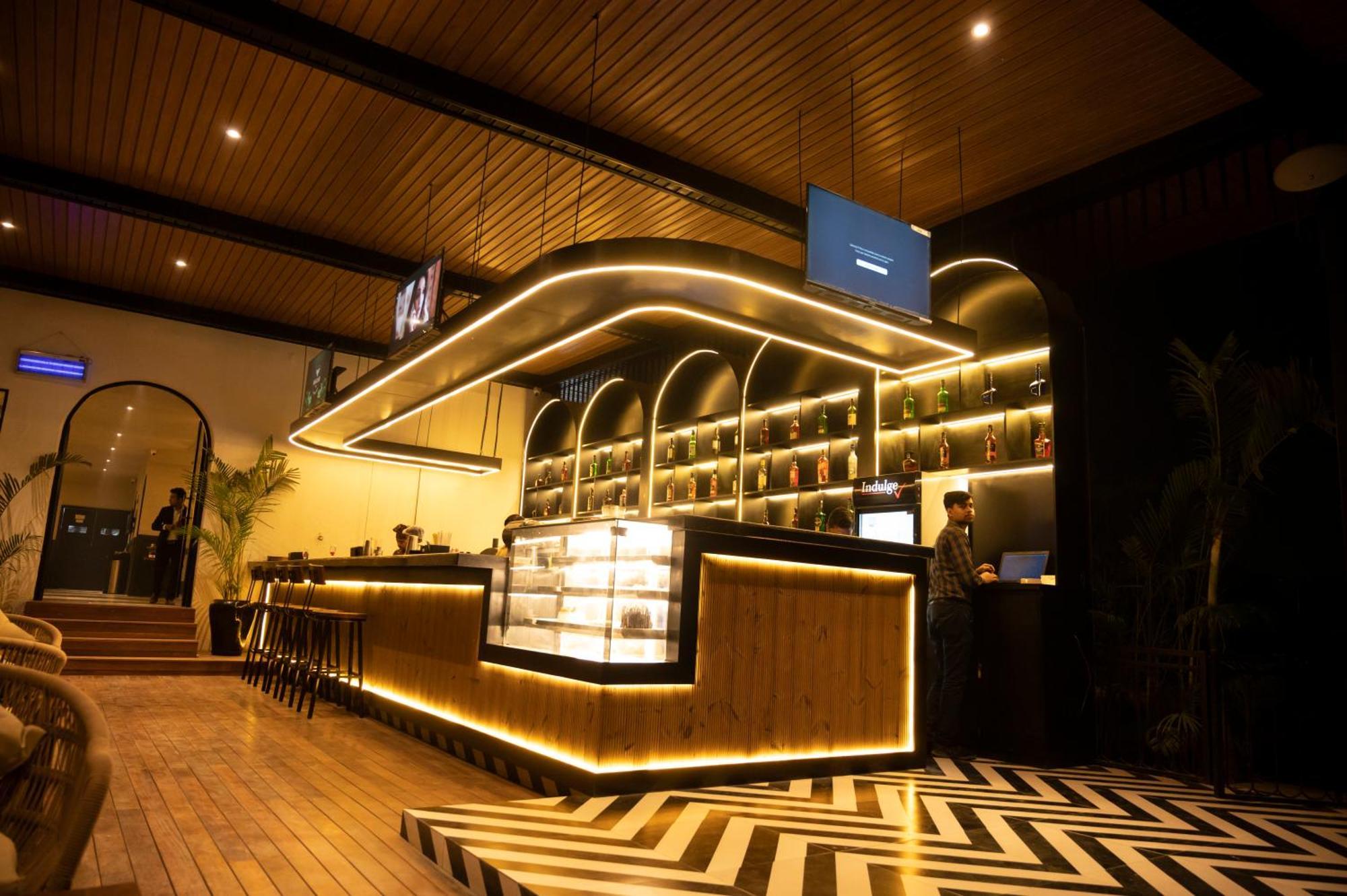 Vintclub Resort Lucknow Esterno foto
