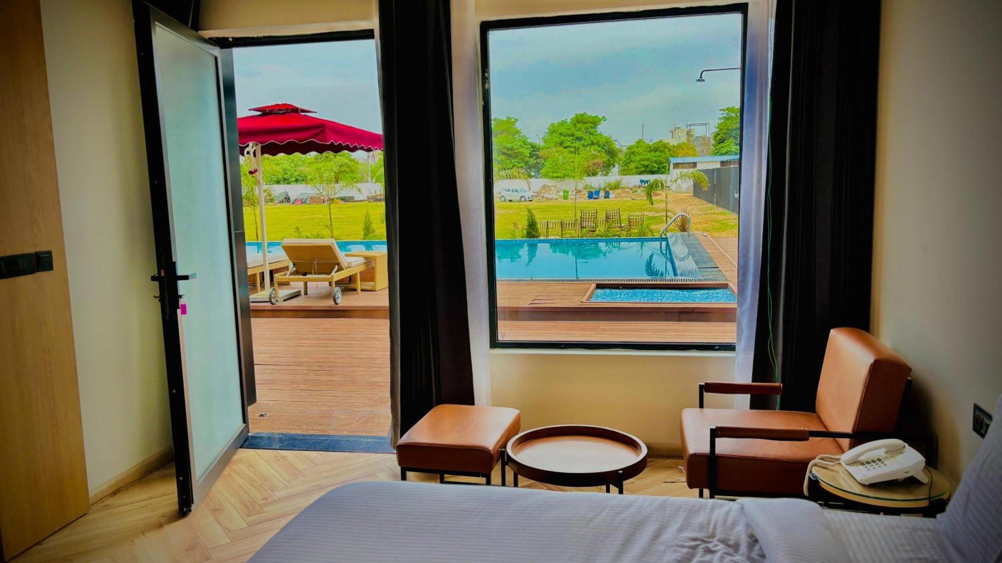Vintclub Resort Lucknow Esterno foto