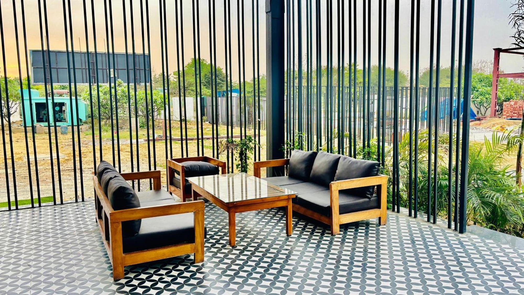 Vintclub Resort Lucknow Esterno foto